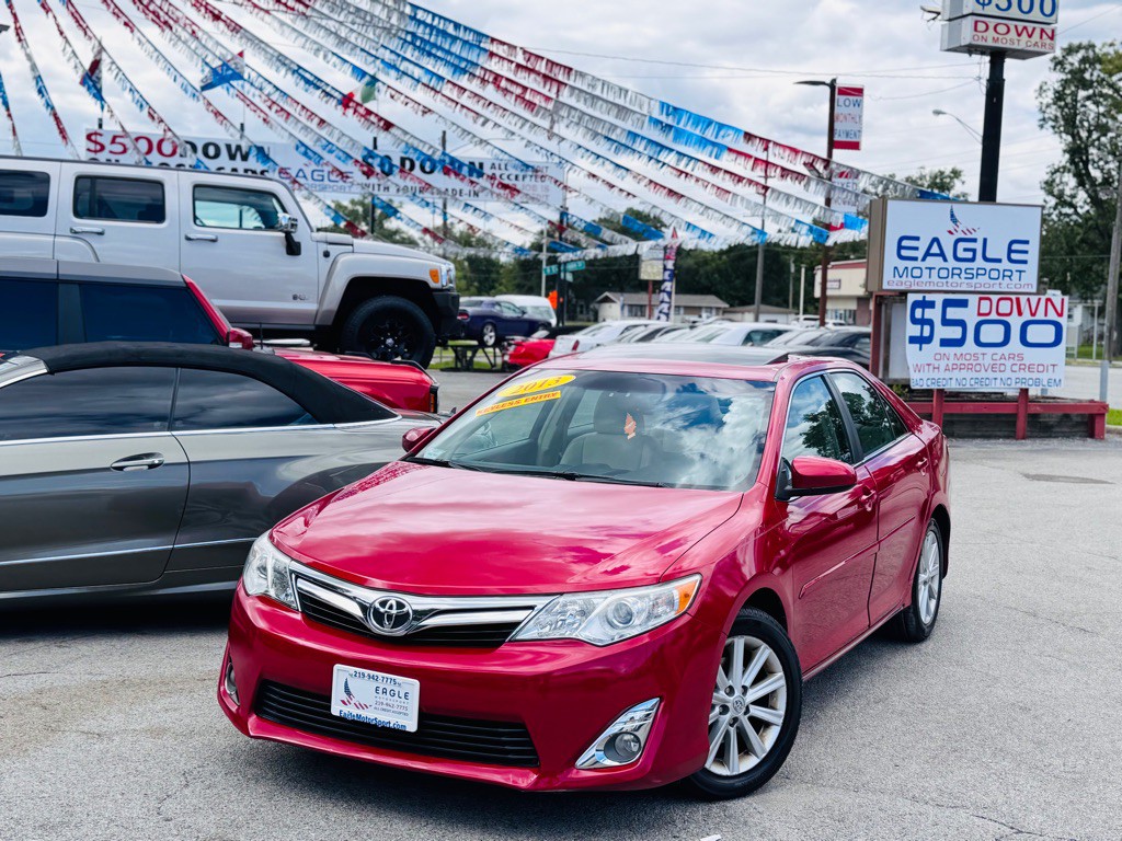 2013 Toyota Camry Image 14