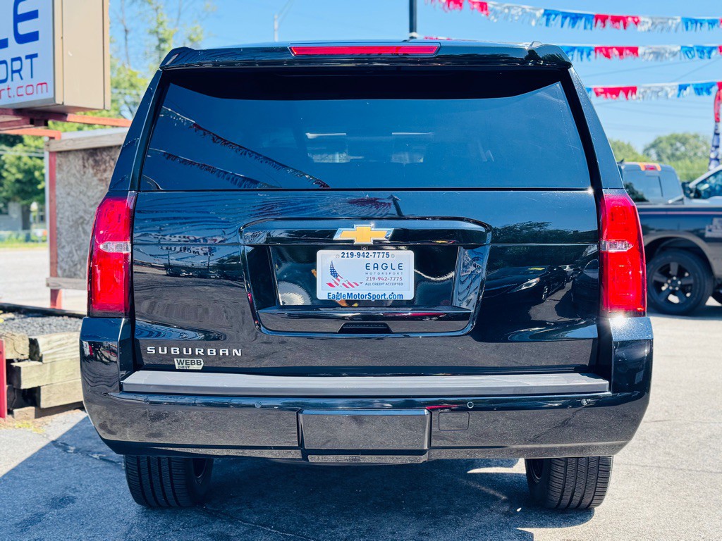 2018 Chevrolet Suburban Image 8