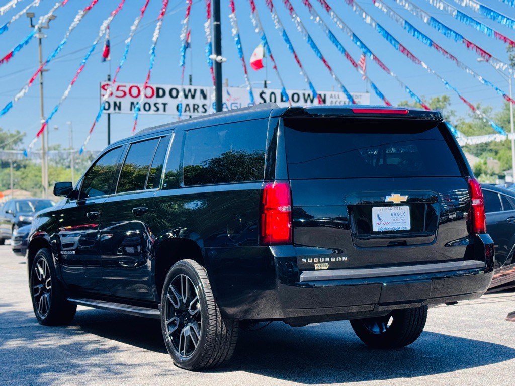 2018 Chevrolet Suburban Image 9
