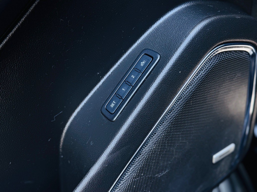 2018 Chevrolet Suburban Image 18