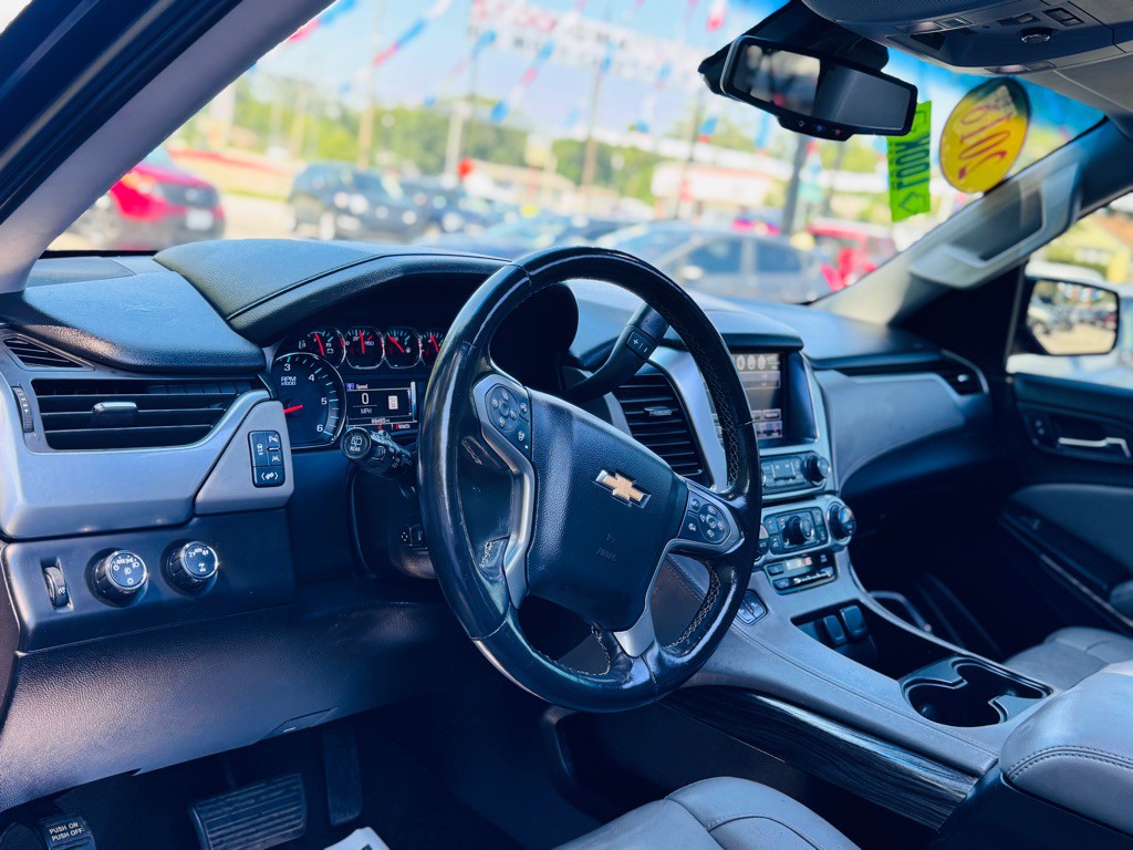 2018 Chevrolet Suburban Image 20