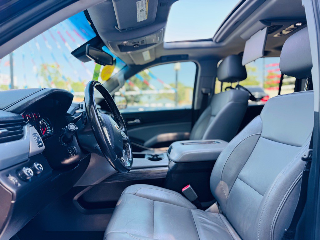 2018 Chevrolet Suburban Image 22