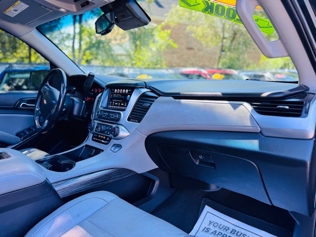 2018 Chevrolet Suburban Image 26