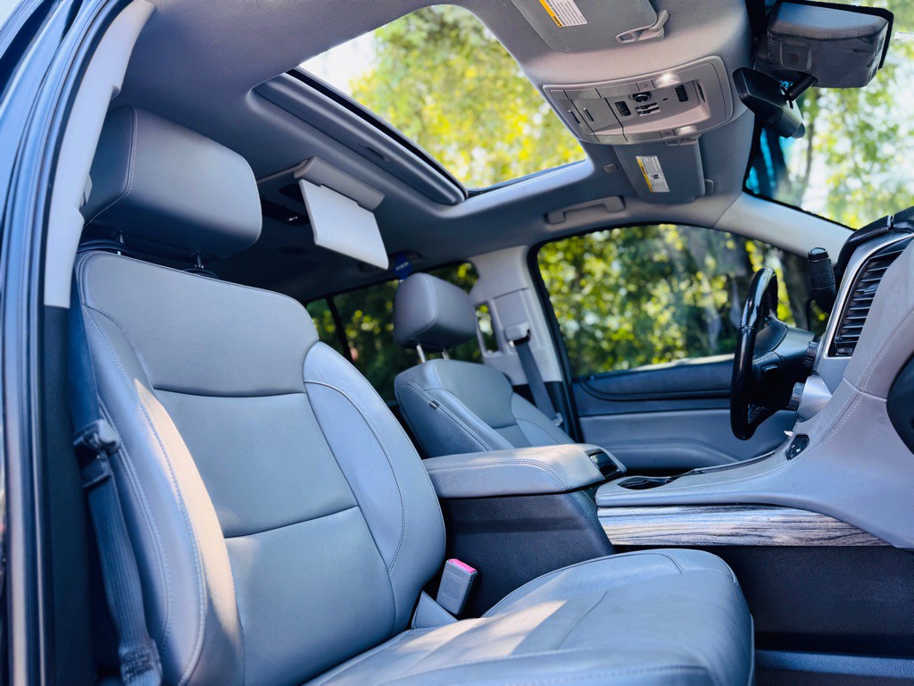 2018 Chevrolet Suburban Image 30