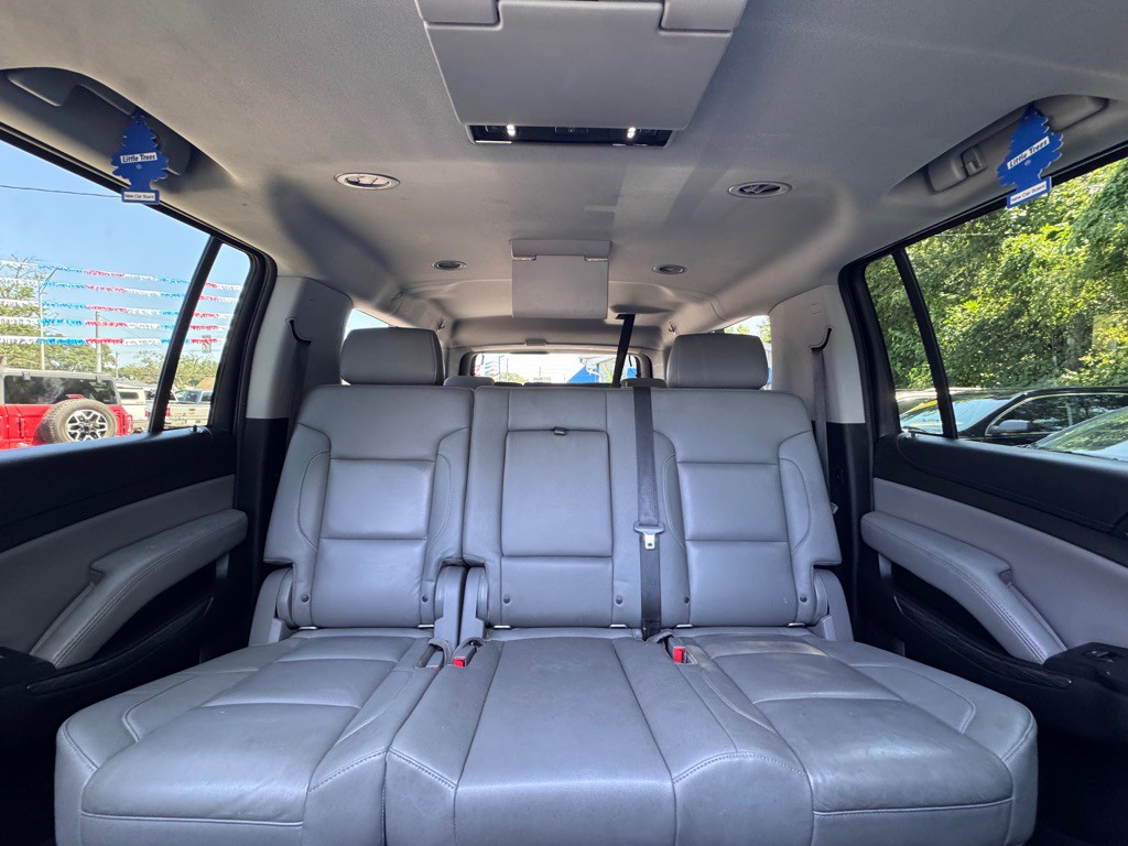 2018 Chevrolet Suburban Image 31