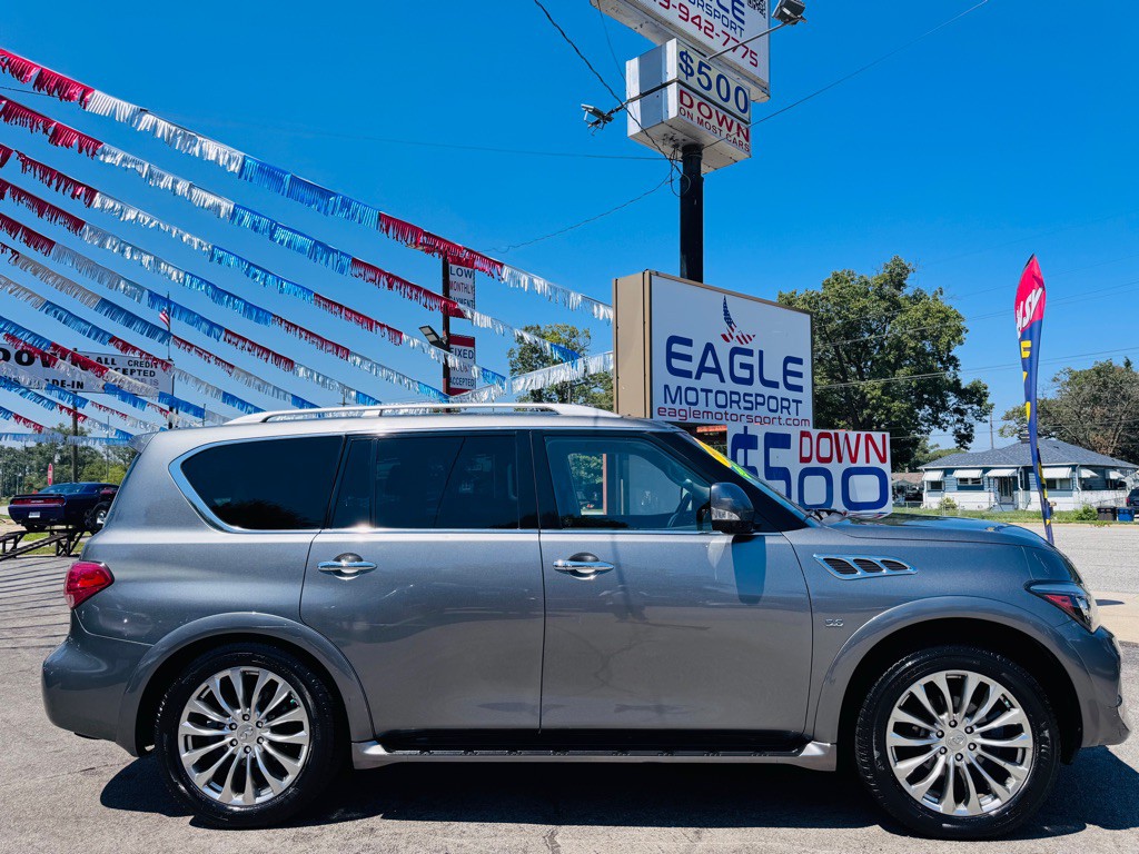 2017 INFINITI QX80 Image 6