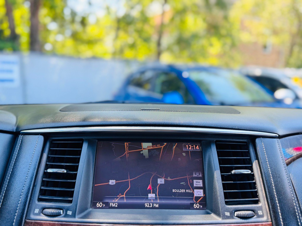 2017 INFINITI QX80 Image 53