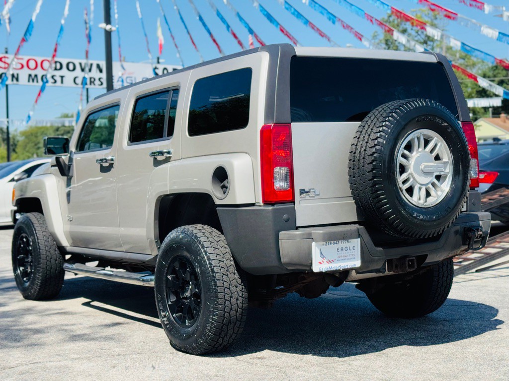 2007 HUMMER H3 Image 9