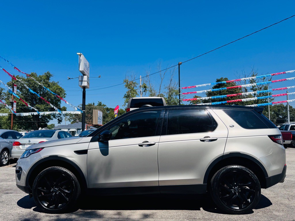 2017 Land Rover Discovery Sport Image 10