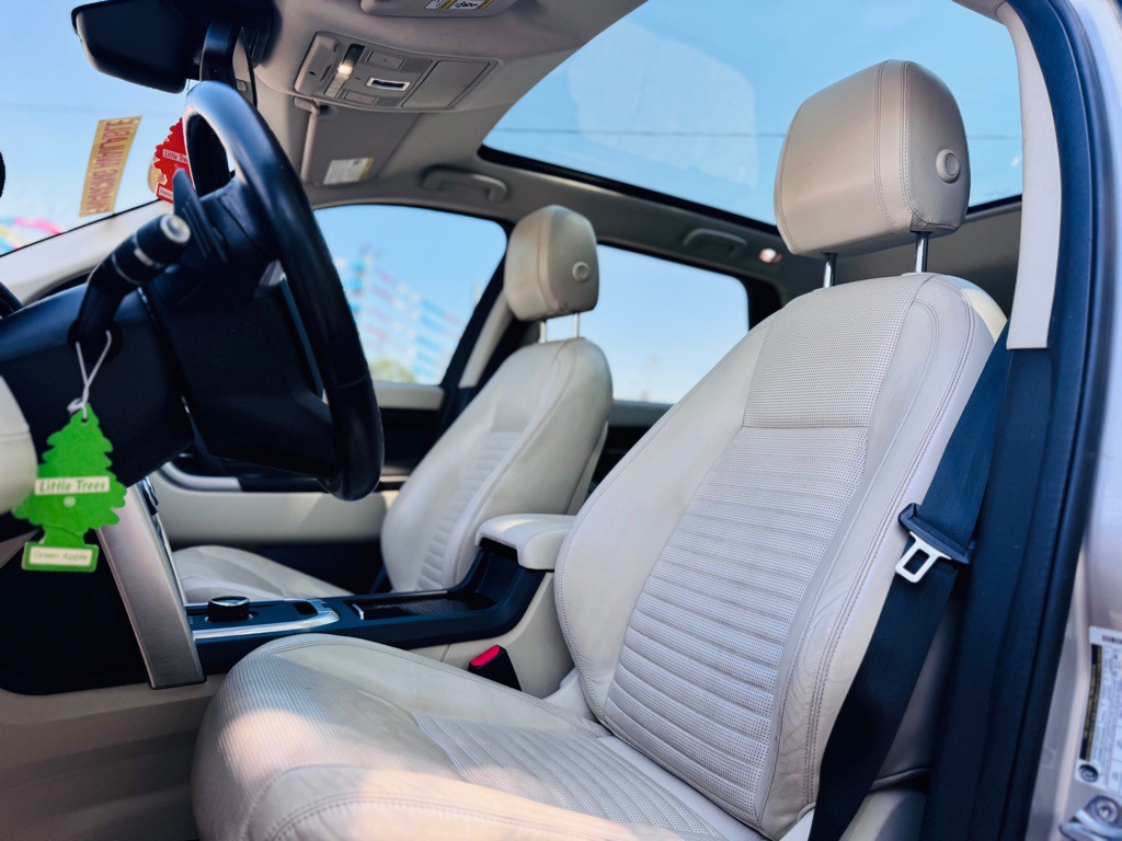 2017 Land Rover Discovery Sport Image 20