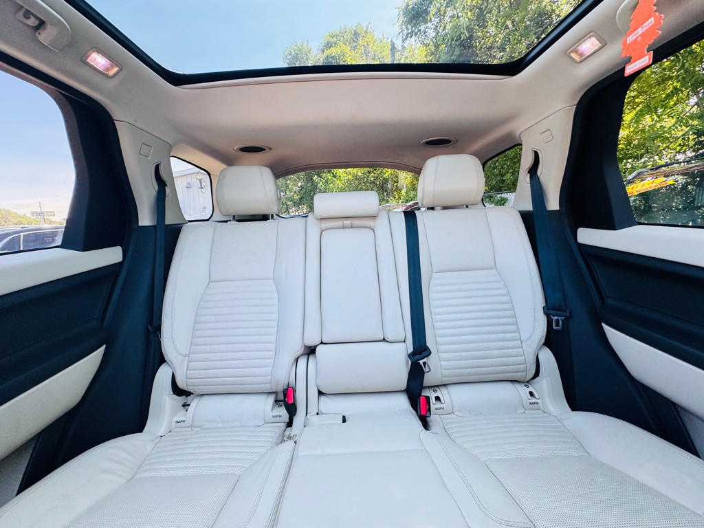 2017 Land Rover Discovery Sport Image 30