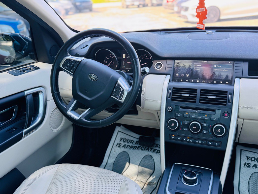 2017 Land Rover Discovery Sport Image 36