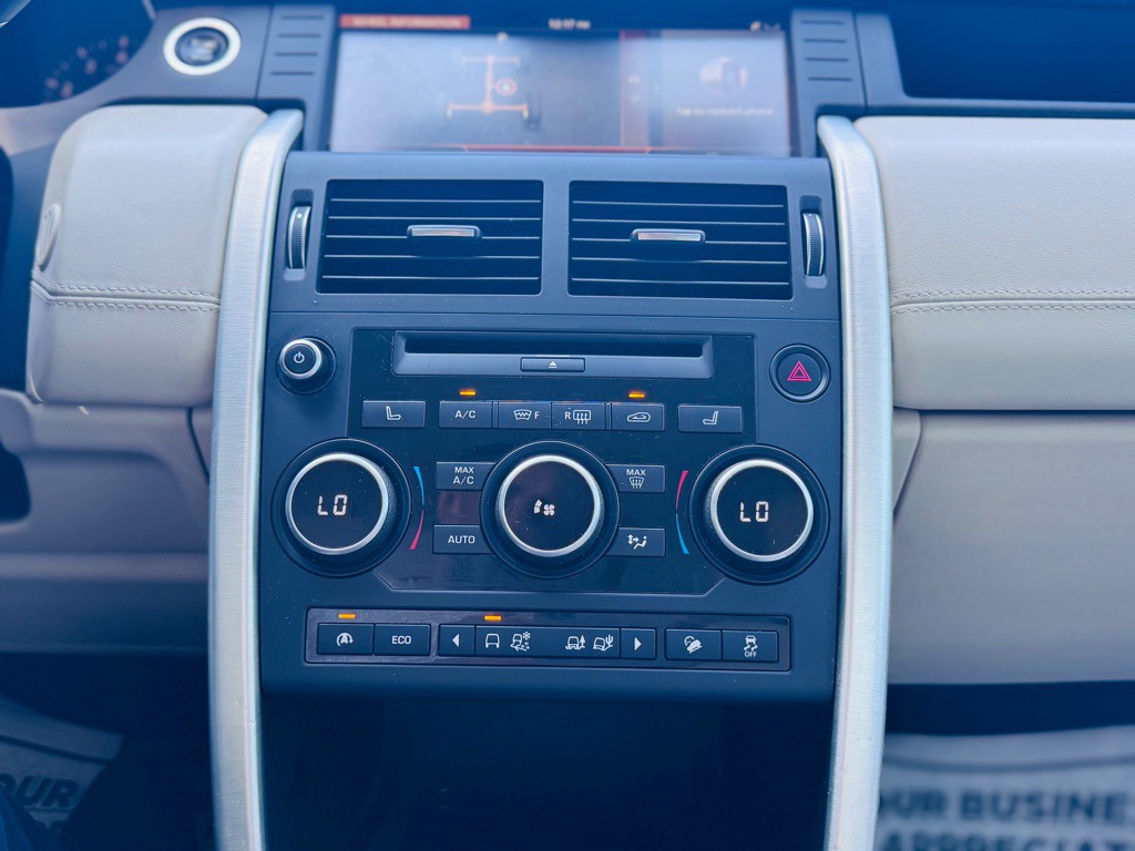 2017 Land Rover Discovery Sport Image 49