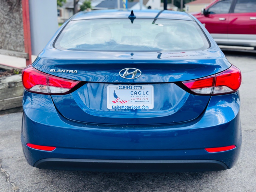 2014 Hyundai Elantra Image 8