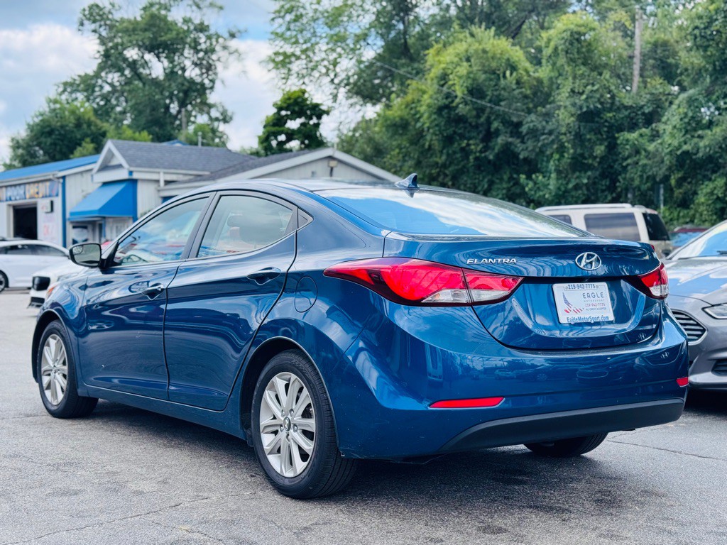 2014 Hyundai Elantra Image 9