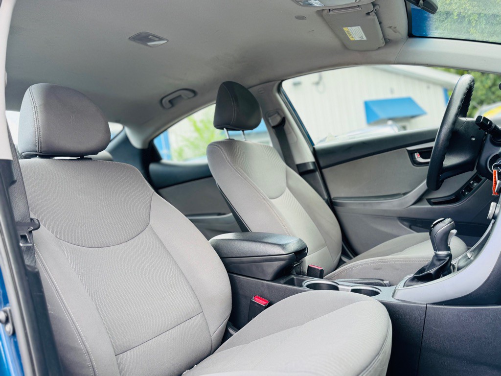 2014 Hyundai Elantra Image 20