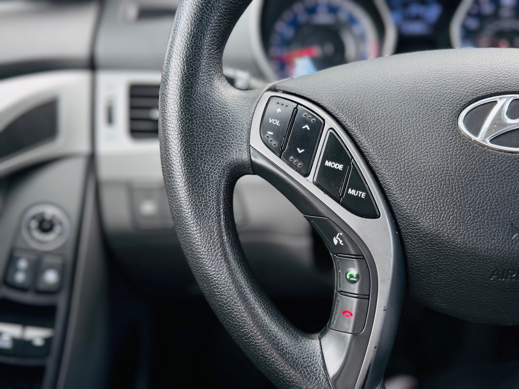 2014 Hyundai Elantra Image 26