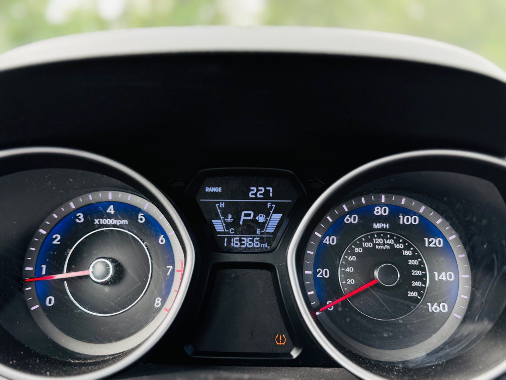 2014 Hyundai Elantra Image 27