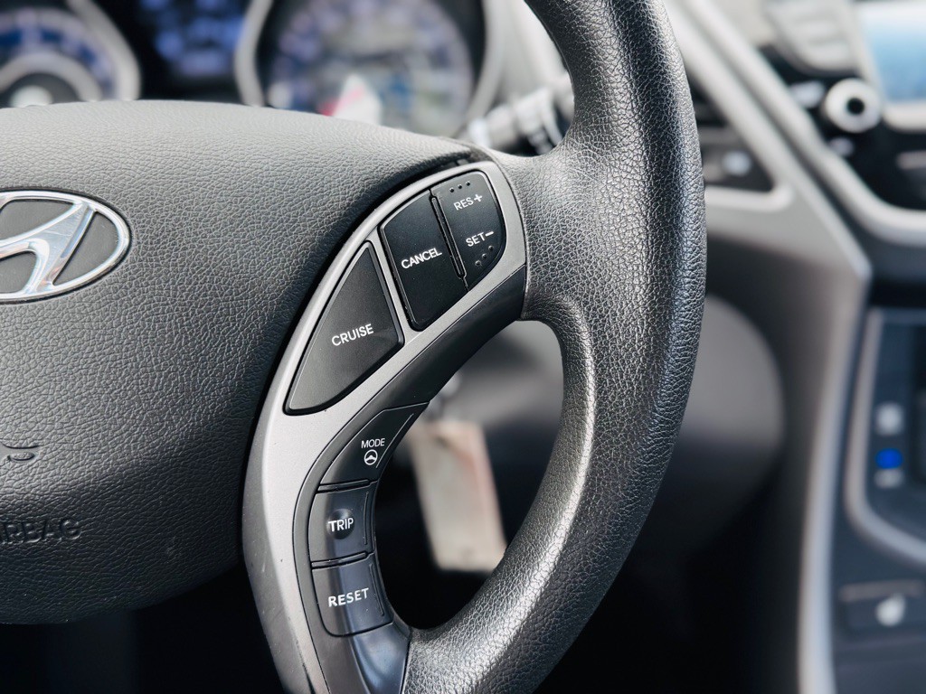 2014 Hyundai Elantra Image 28