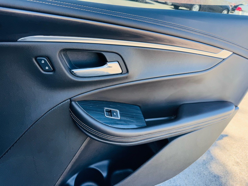 2016 Chevrolet Impala Image 26
