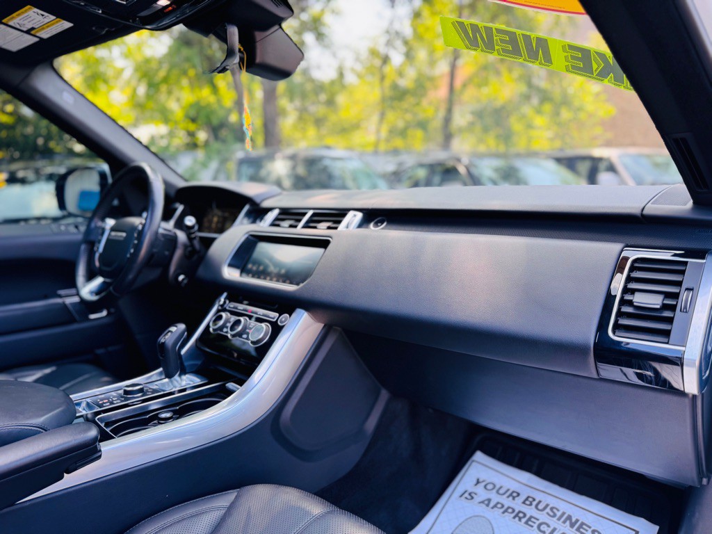 2017 Land Rover Range Rover Sport Image 35