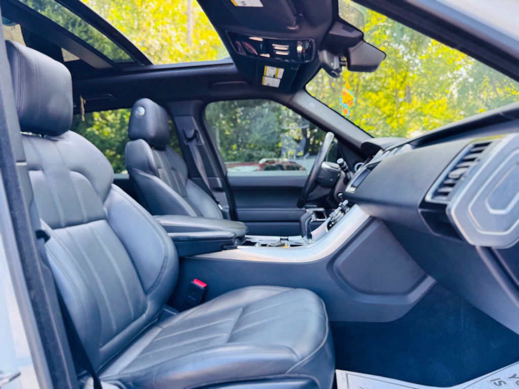 2017 Land Rover Range Rover Sport Image 38