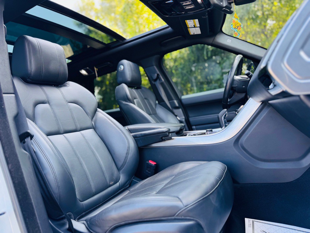 2017 Land Rover Range Rover Sport Image 39