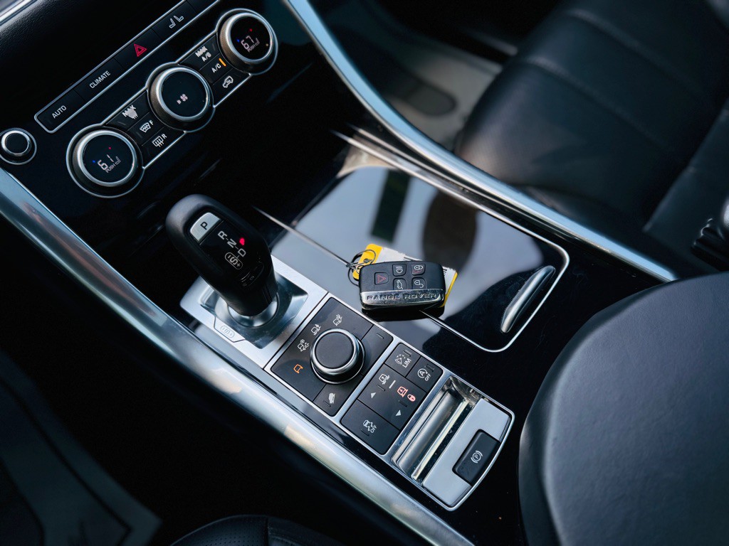 2017 Land Rover Range Rover Sport Image 61