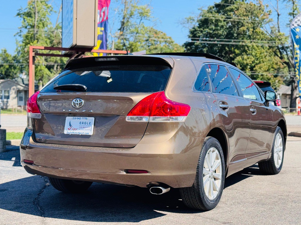 2011 Toyota Venza Image 6