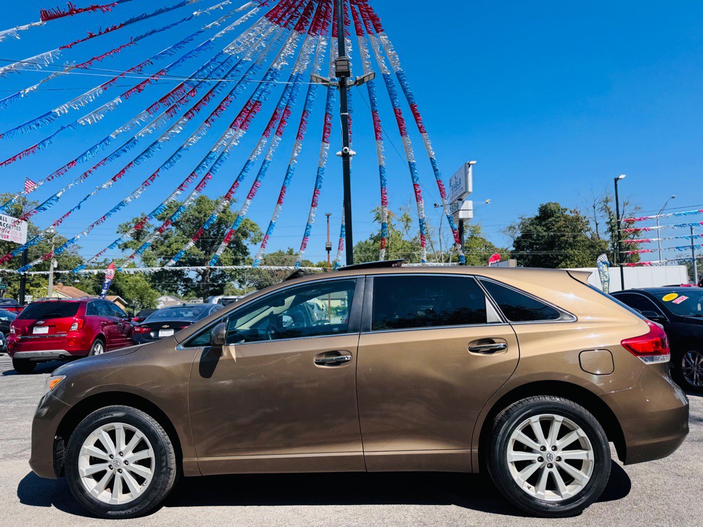 2011 Toyota Venza Image 9