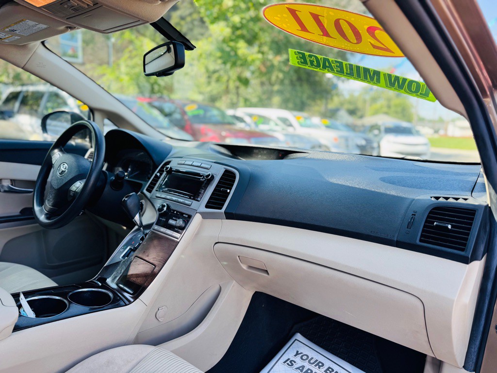 2011 Toyota Venza Image 20