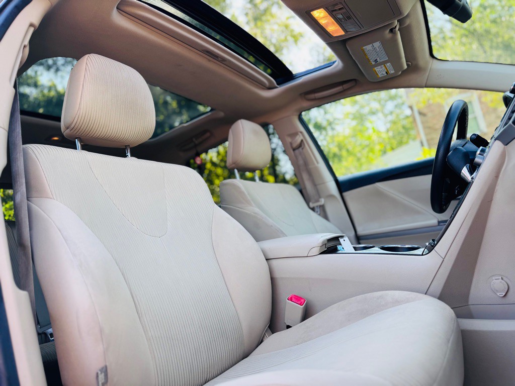 2011 Toyota Venza Image 22