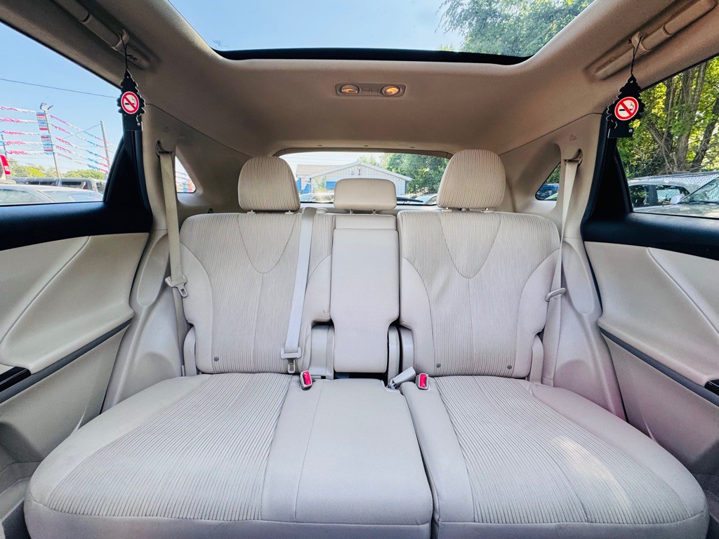 2011 Toyota Venza Image 23