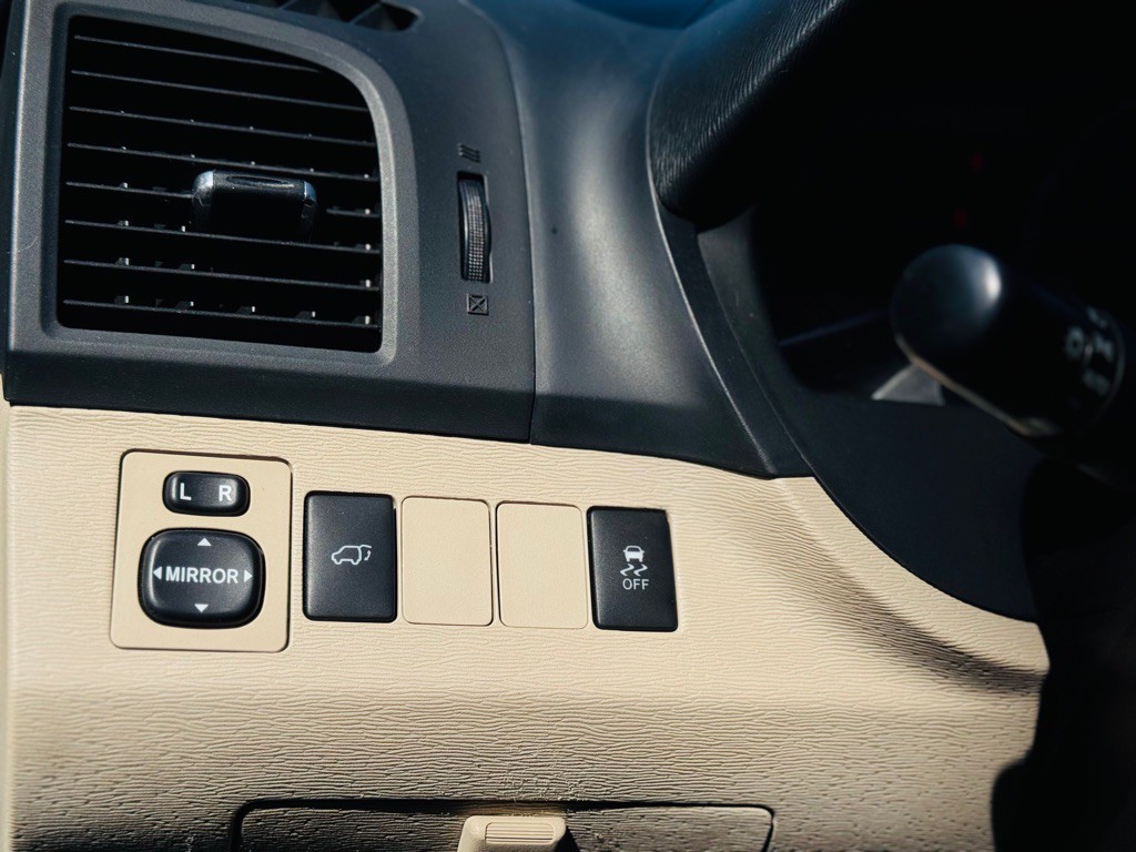 2011 Toyota Venza Image 29
