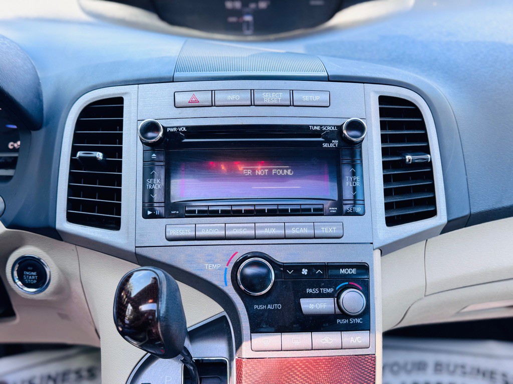 2011 Toyota Venza Image 33