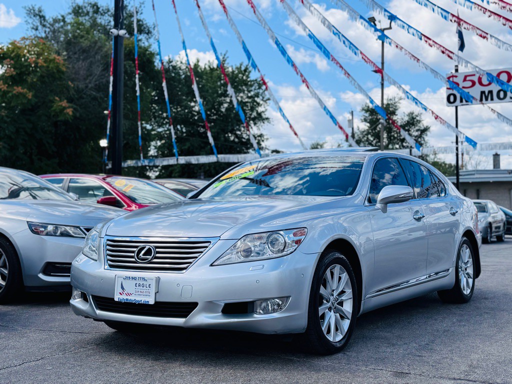 2010 Lexus LS Image 14