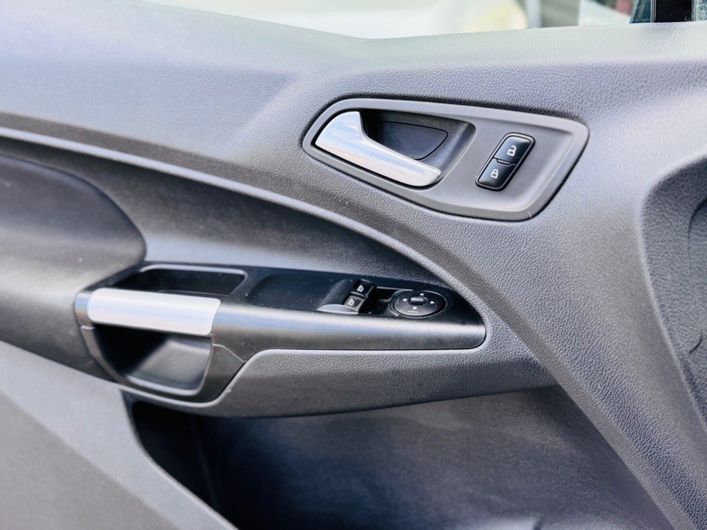 2017 Ford Transit Connect Image 14