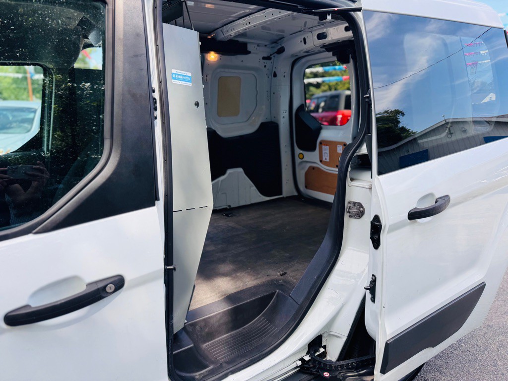 2017 Ford Transit Connect Image 22