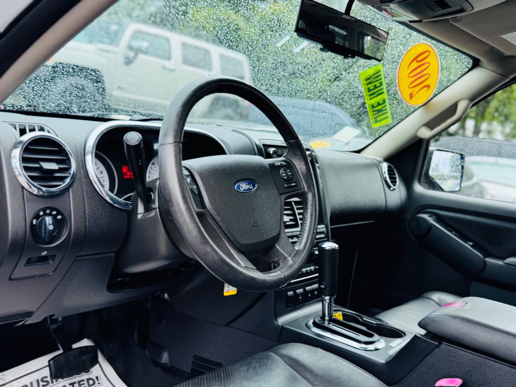 2009 Ford Explorer Image 19