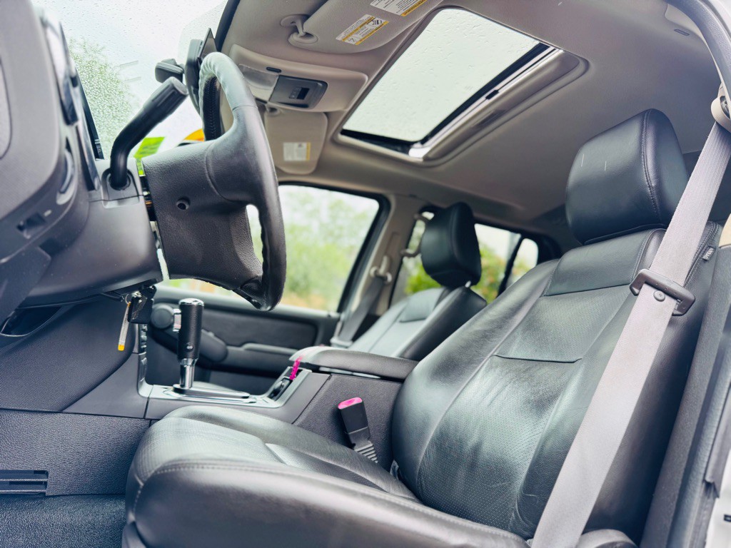2009 Ford Explorer Image 22