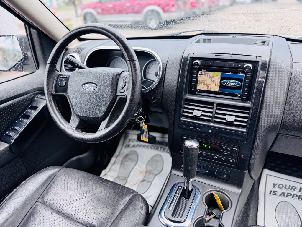 2009 Ford Explorer Image 35