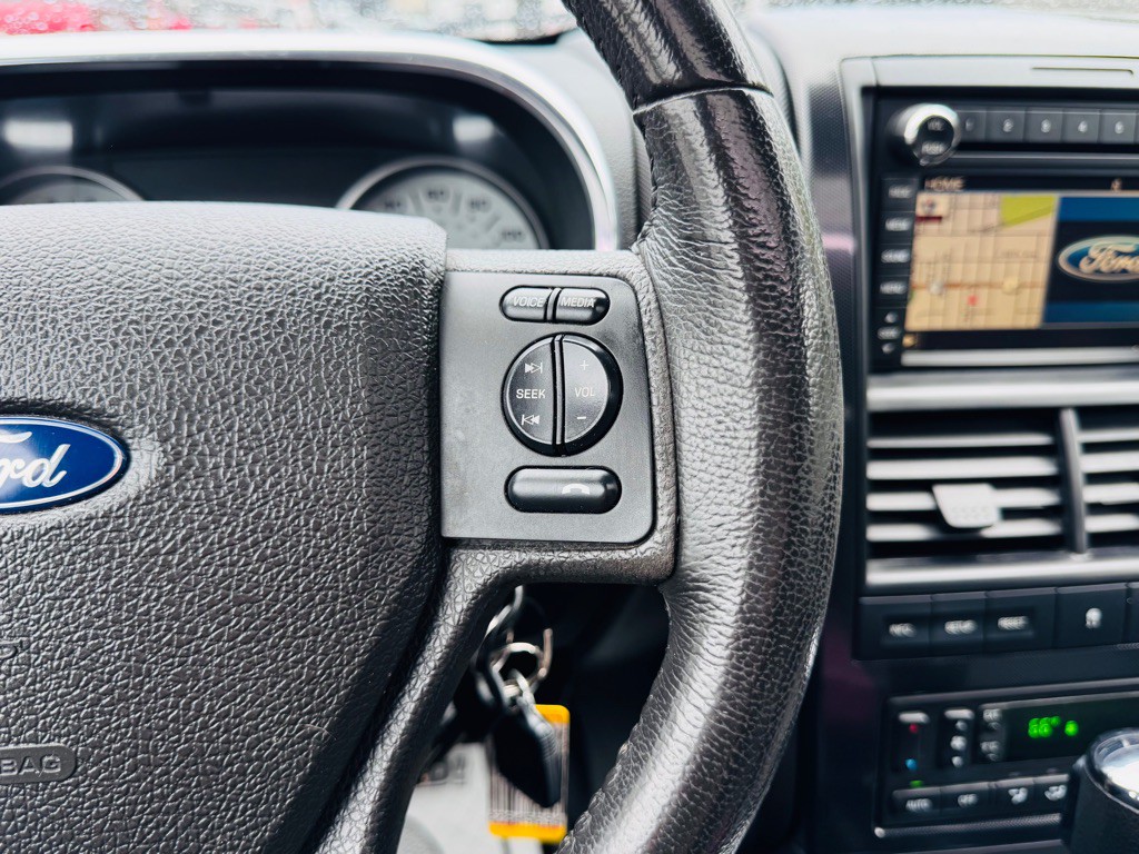 2009 Ford Explorer Image 39