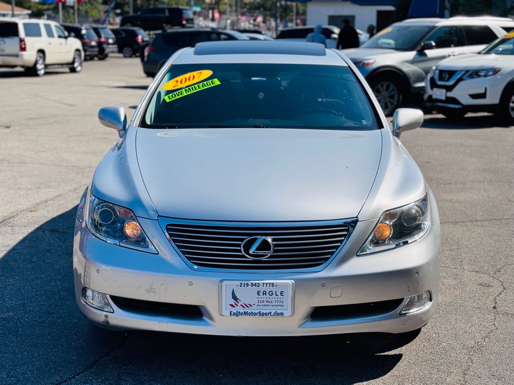 2007 Lexus LS Image 13
