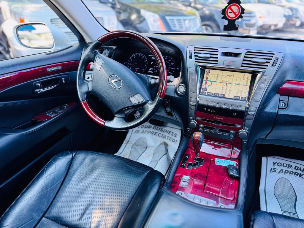 2007 Lexus LS Image 33
