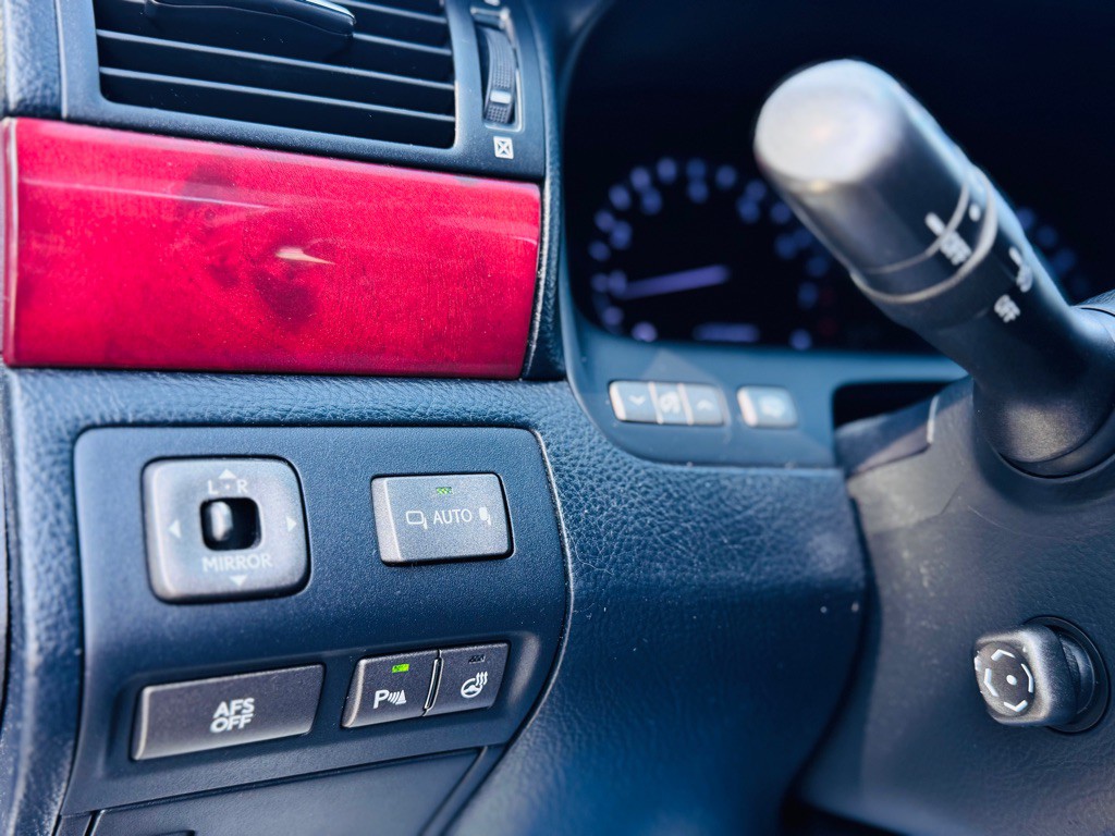 2007 Lexus LS Image 34