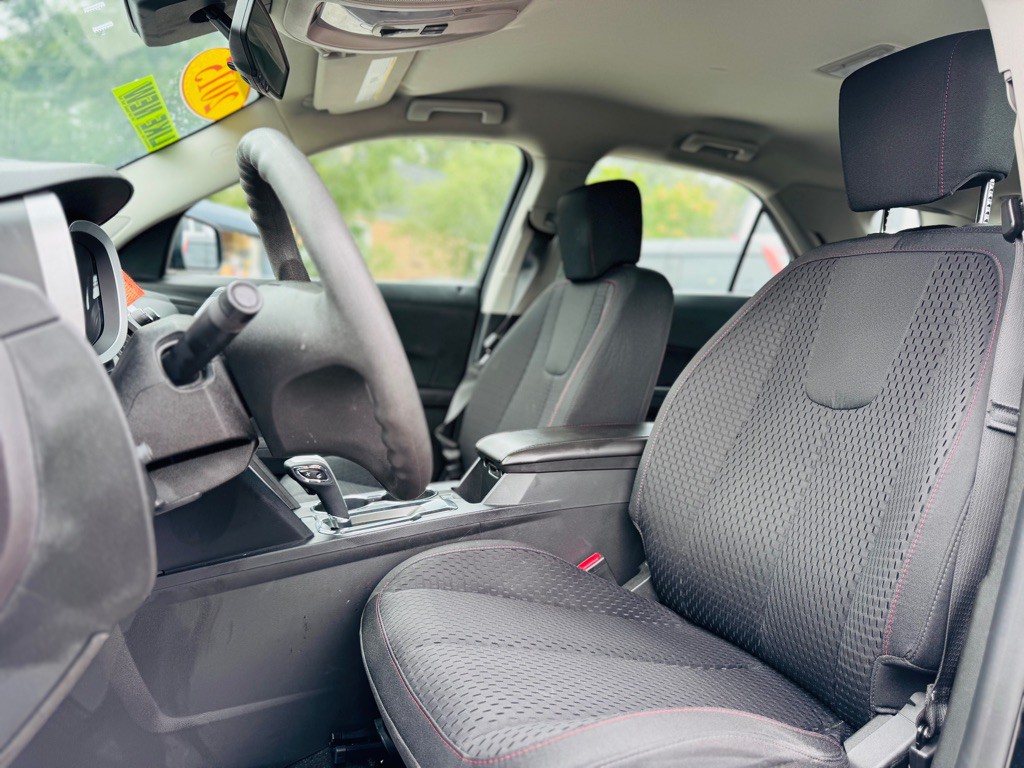 2015 Chevrolet Equinox Image 16
