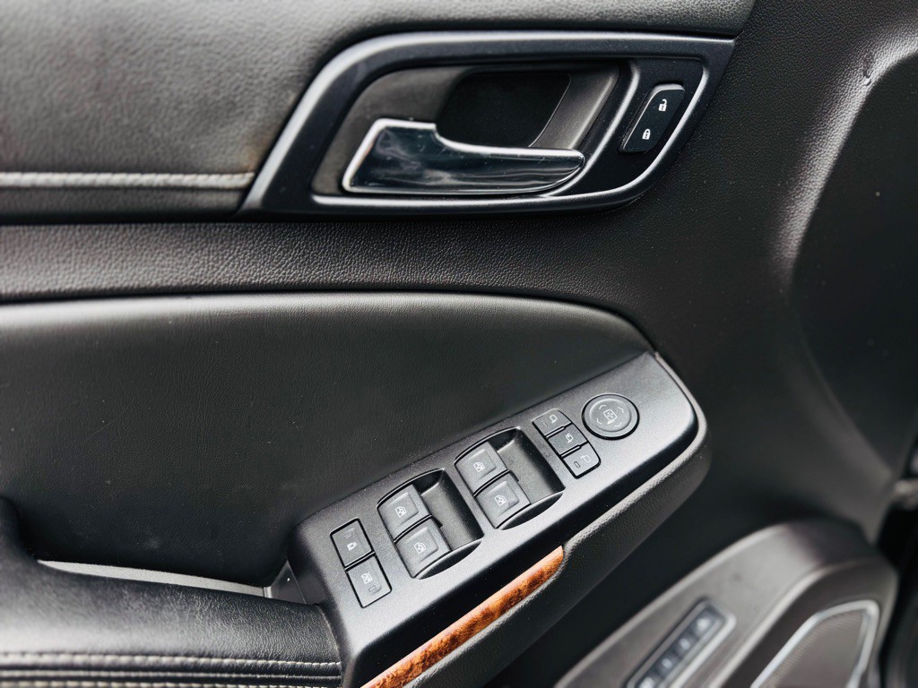2015 Chevrolet Tahoe Image 16