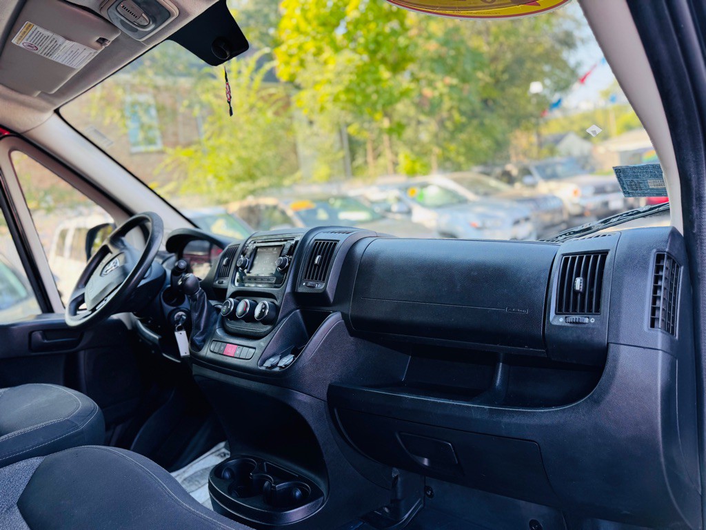 2017 RAM Promaster Image 21