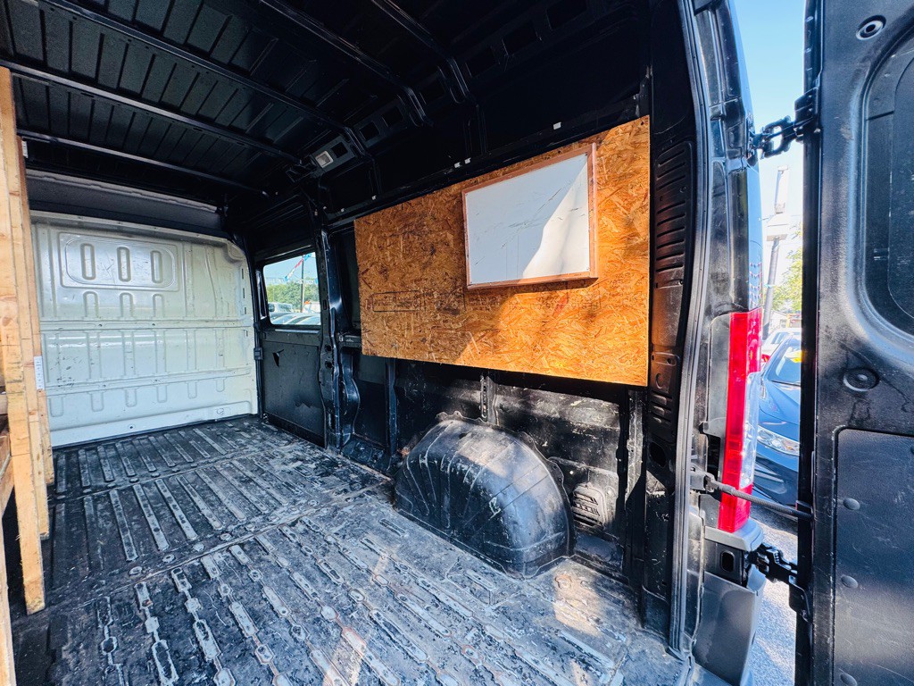 2017 RAM Promaster Image 28