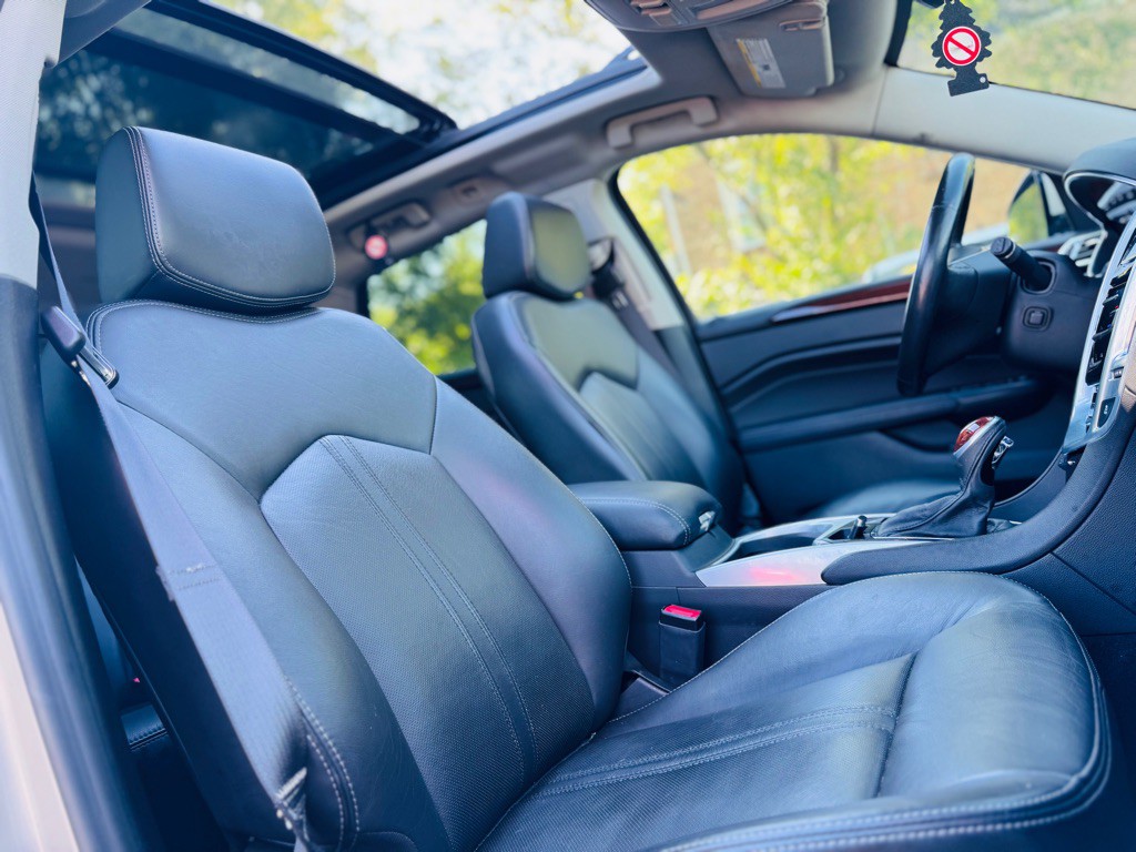 2014 Cadillac SRX Image 24